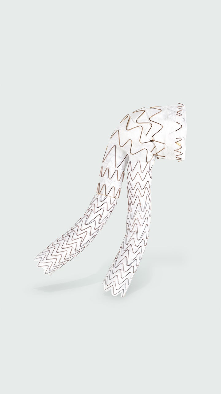 profile view of excluder conformable on green background