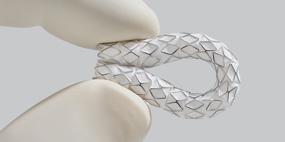 ゴア® バイアバーン® VBX バルーン拡張型ステントグラフトの特徴: ステンレススチールの独立リングステント